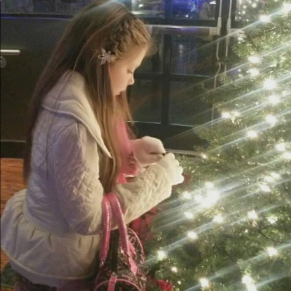 B-Hip girls cream winter jacket. - Picture 4 of 5